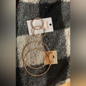 Gold (fake) hoops